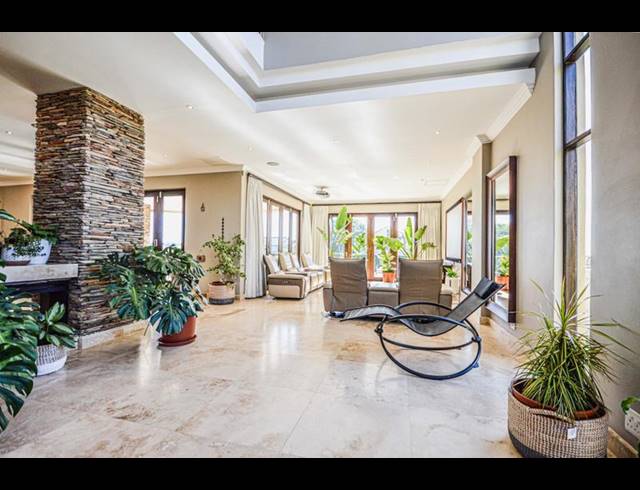 4 BEDROOM HOUSE FOR SALE IN COPPERLEAF ESTATE